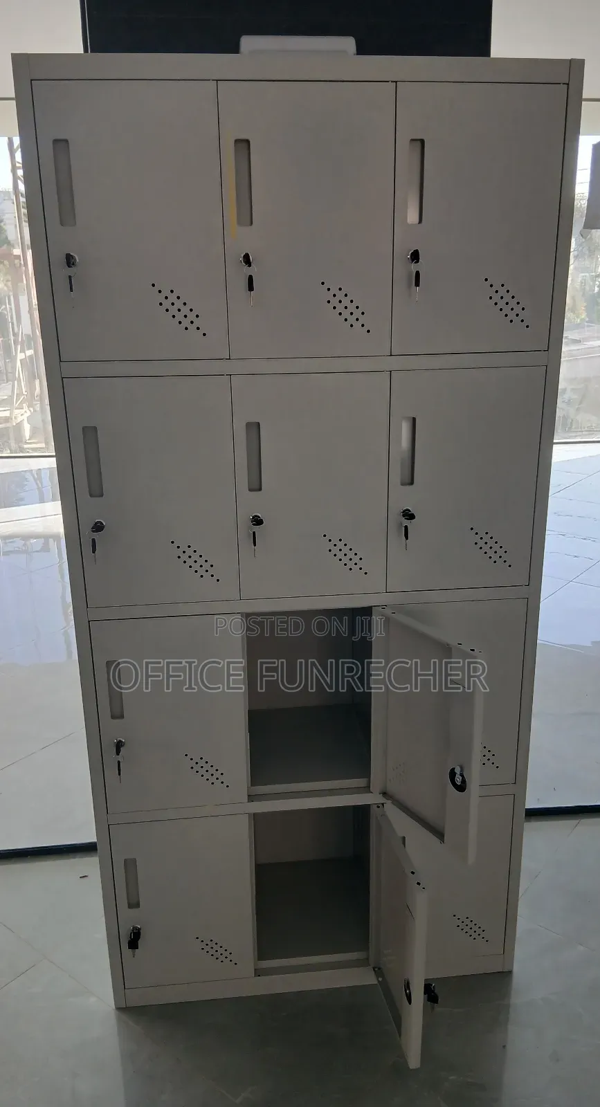 Lockers ባላ 9ሎኮር
