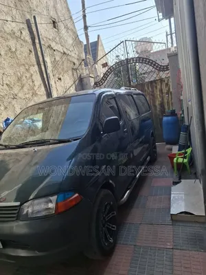 Toyota HiAce 2006