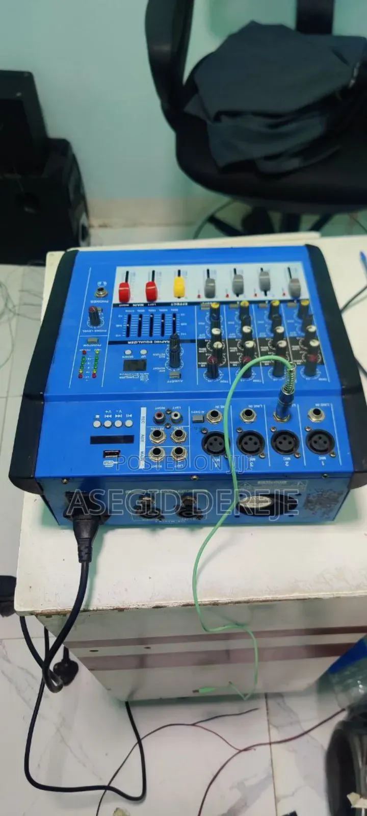 Speakers ስፒከር