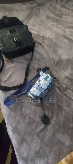 Soney Dcr_trv240 Camcorder