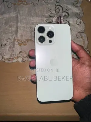 Apple iPhone 15 Pro Max 256 GB White