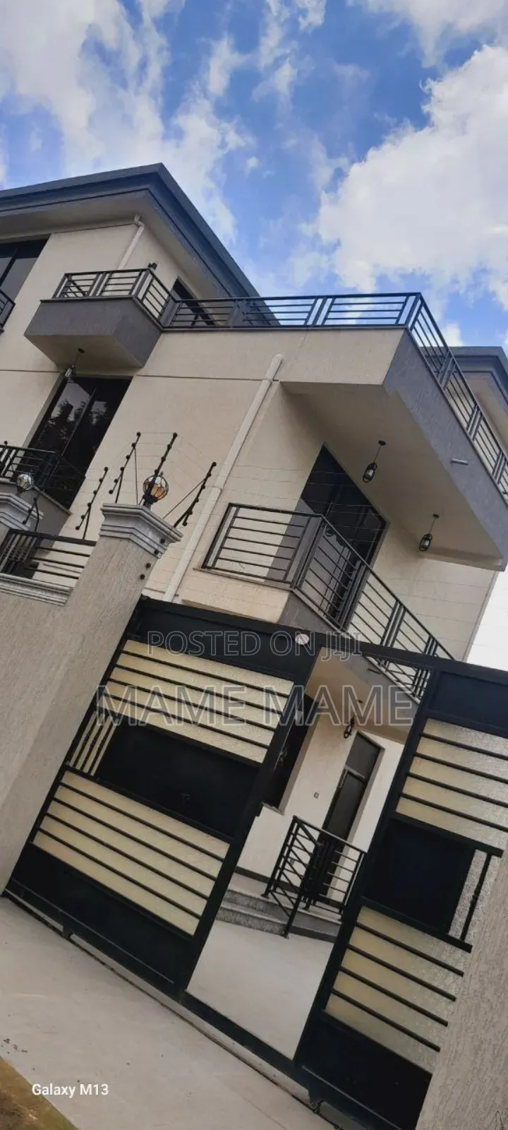 6bdrm House in Addis Abeba, Bole for sale