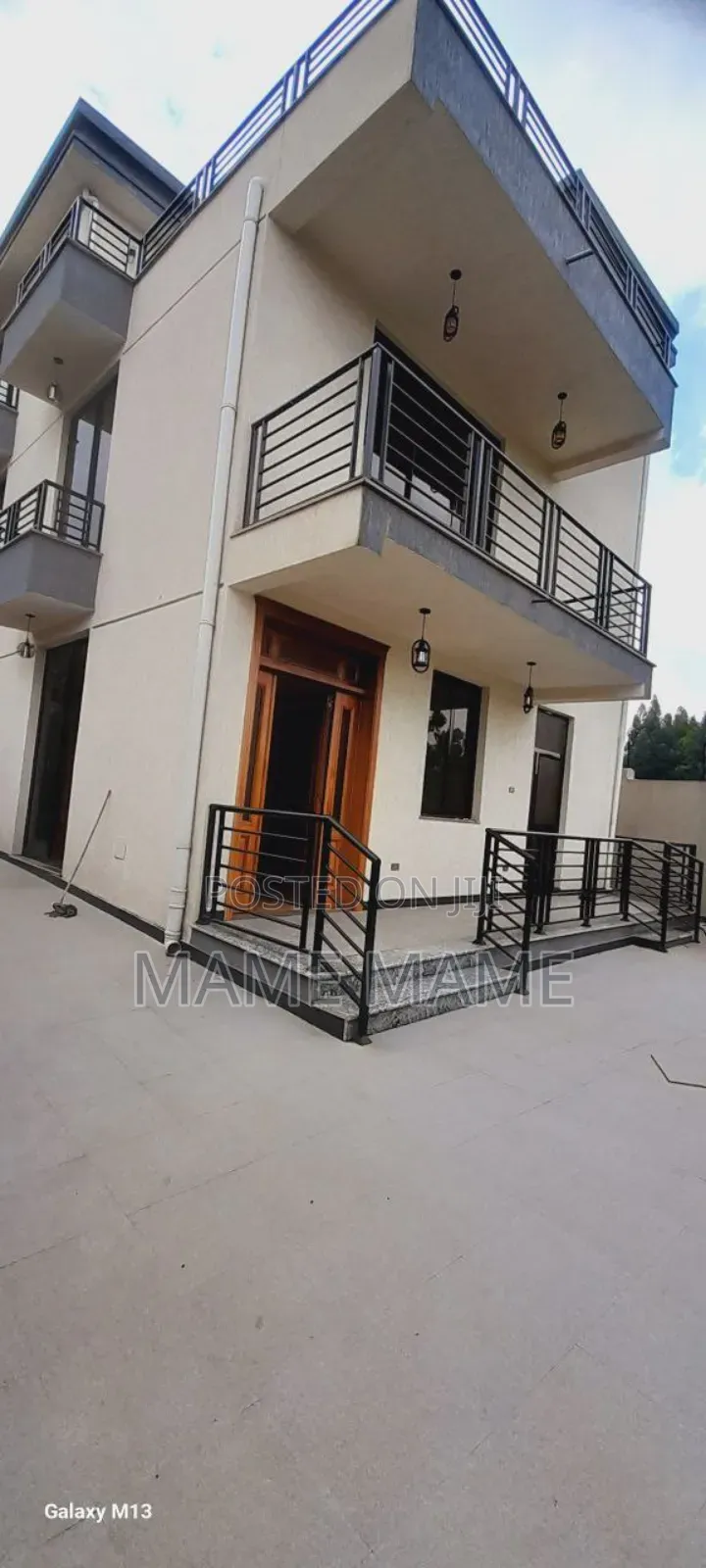 6bdrm House in Addis Abeba, Bole for sale