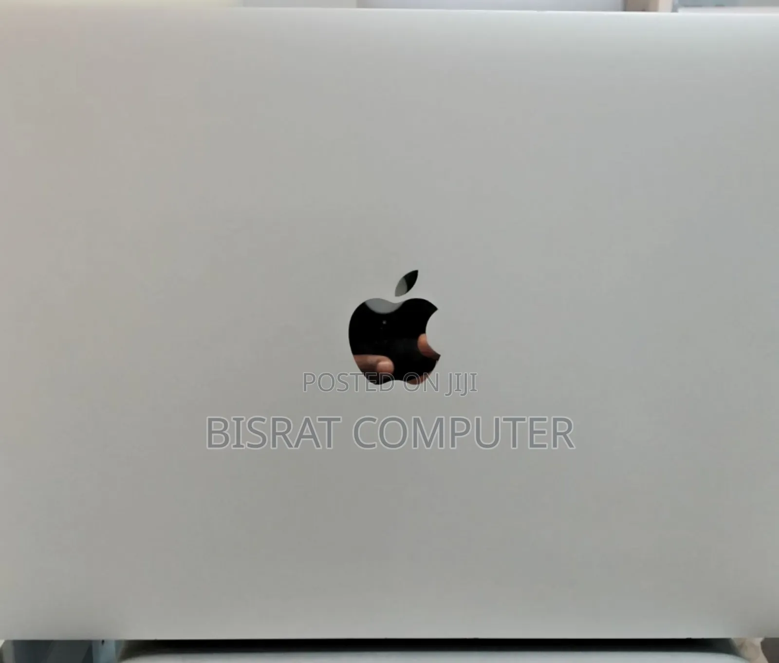 New Laptop Apple MacBook Pro M1 16GB Apple M1 Pro SSD 512GB