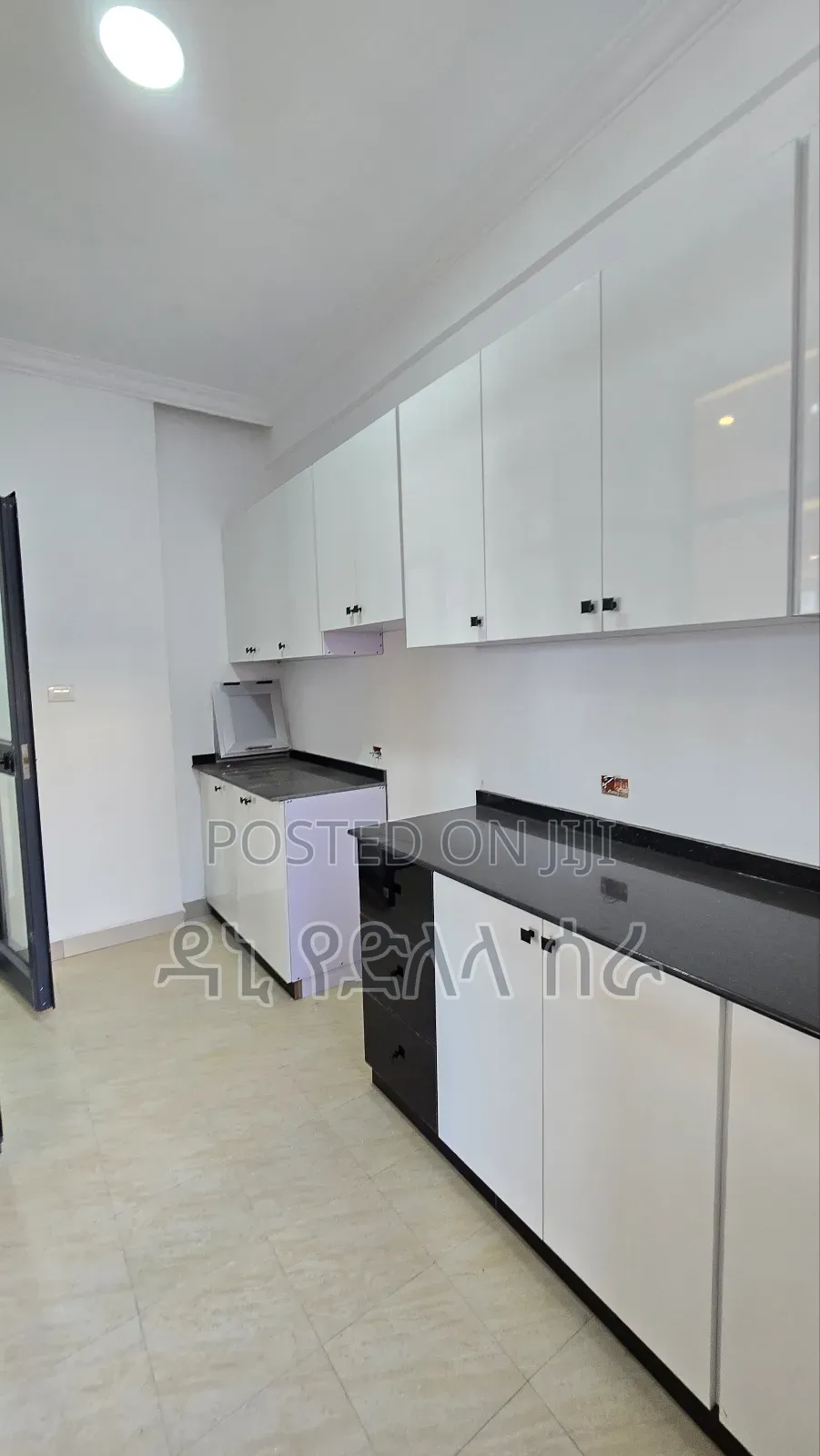 Furnished 3bdrm Apartment in አዲስ አበባ, Bole for sale