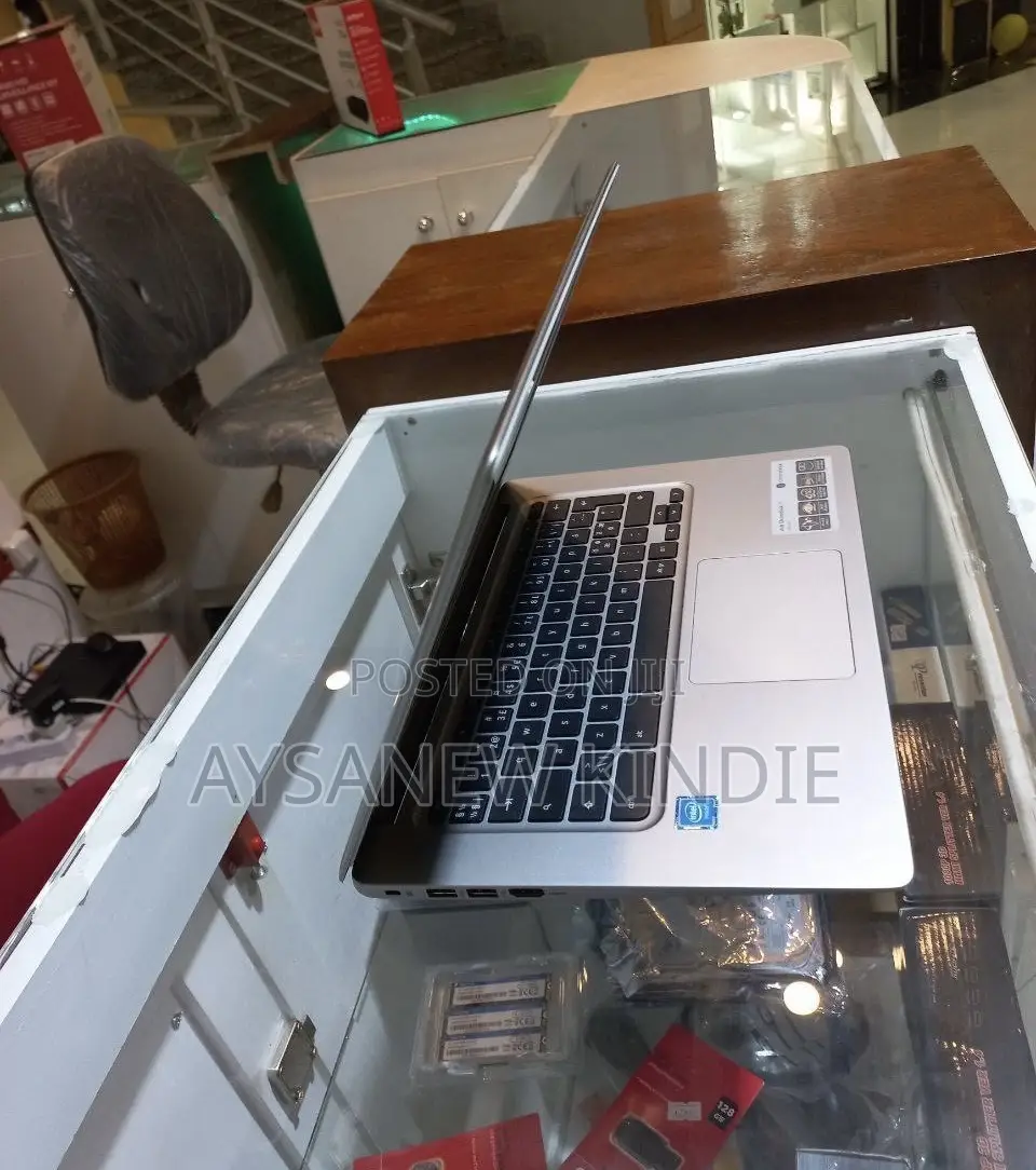 New Laptop Acer Chromebook 11 4GB Intel Celeron SSD 128GB