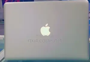 New Laptop Apple MacBook Pro 2012 4GB Intel Core i5 HDD 500GB