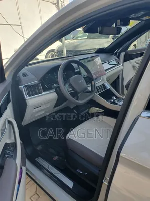 BYD Song Plus 2025 Gray