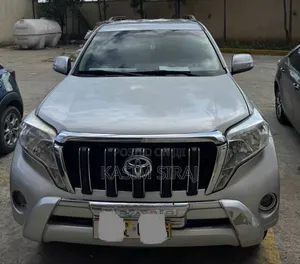 Photo - Toyota Land Cruiser Prado 2.7 VVT-i 2015 Silver