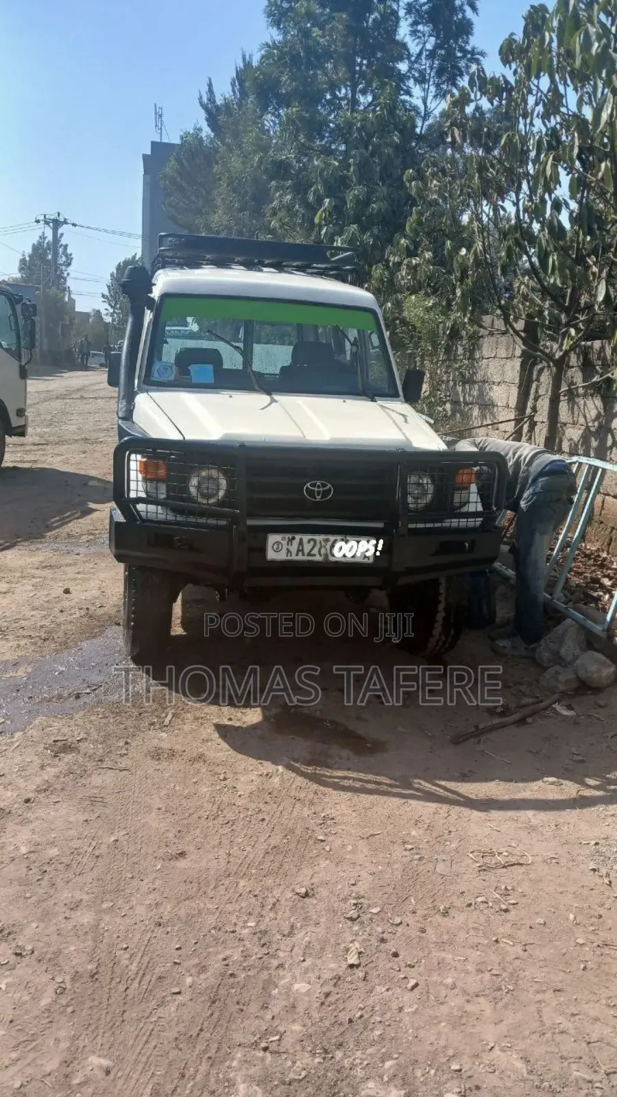 Toyota Land Cruiser 2004 White