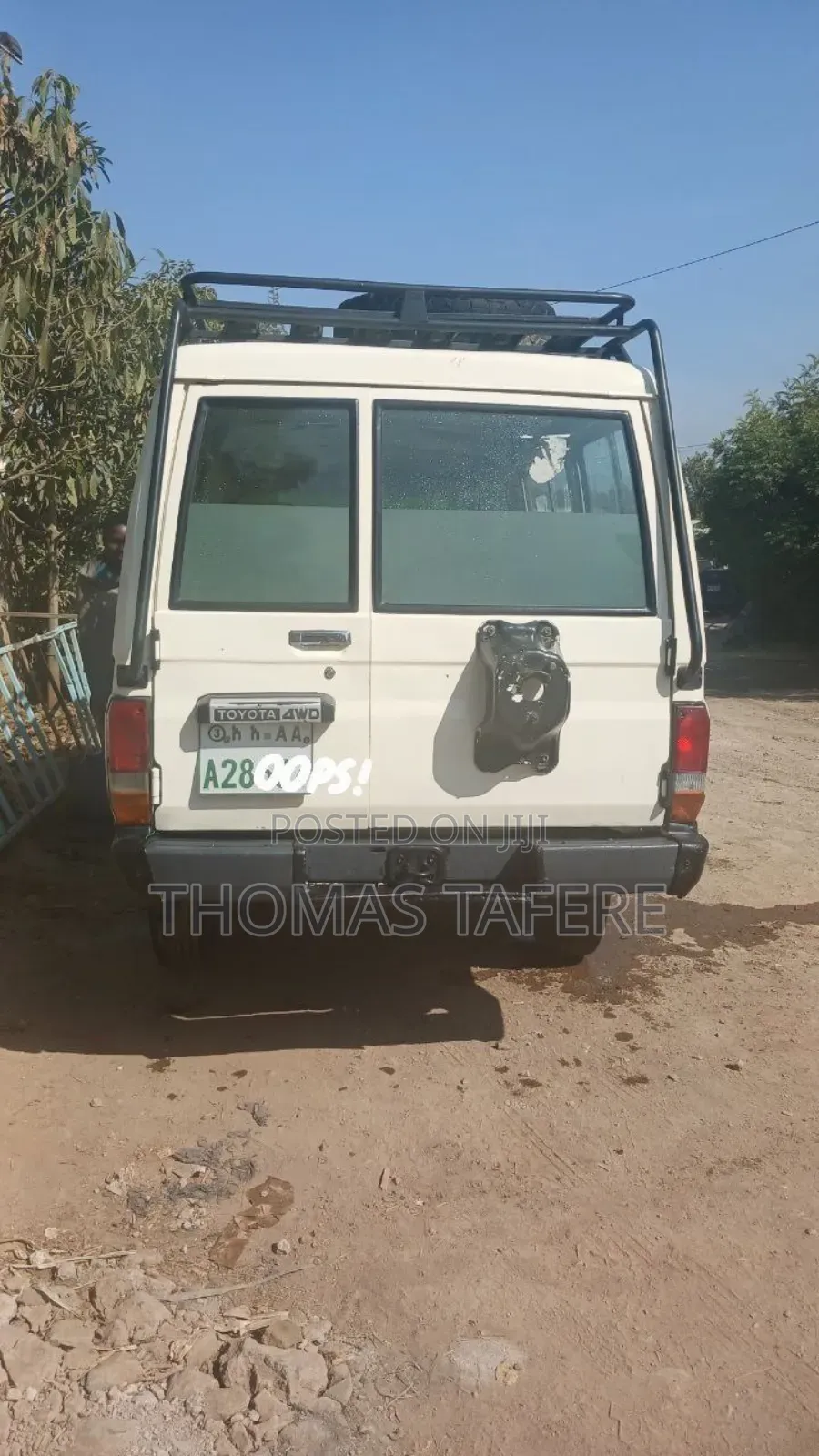 Toyota Land Cruiser 2004 White