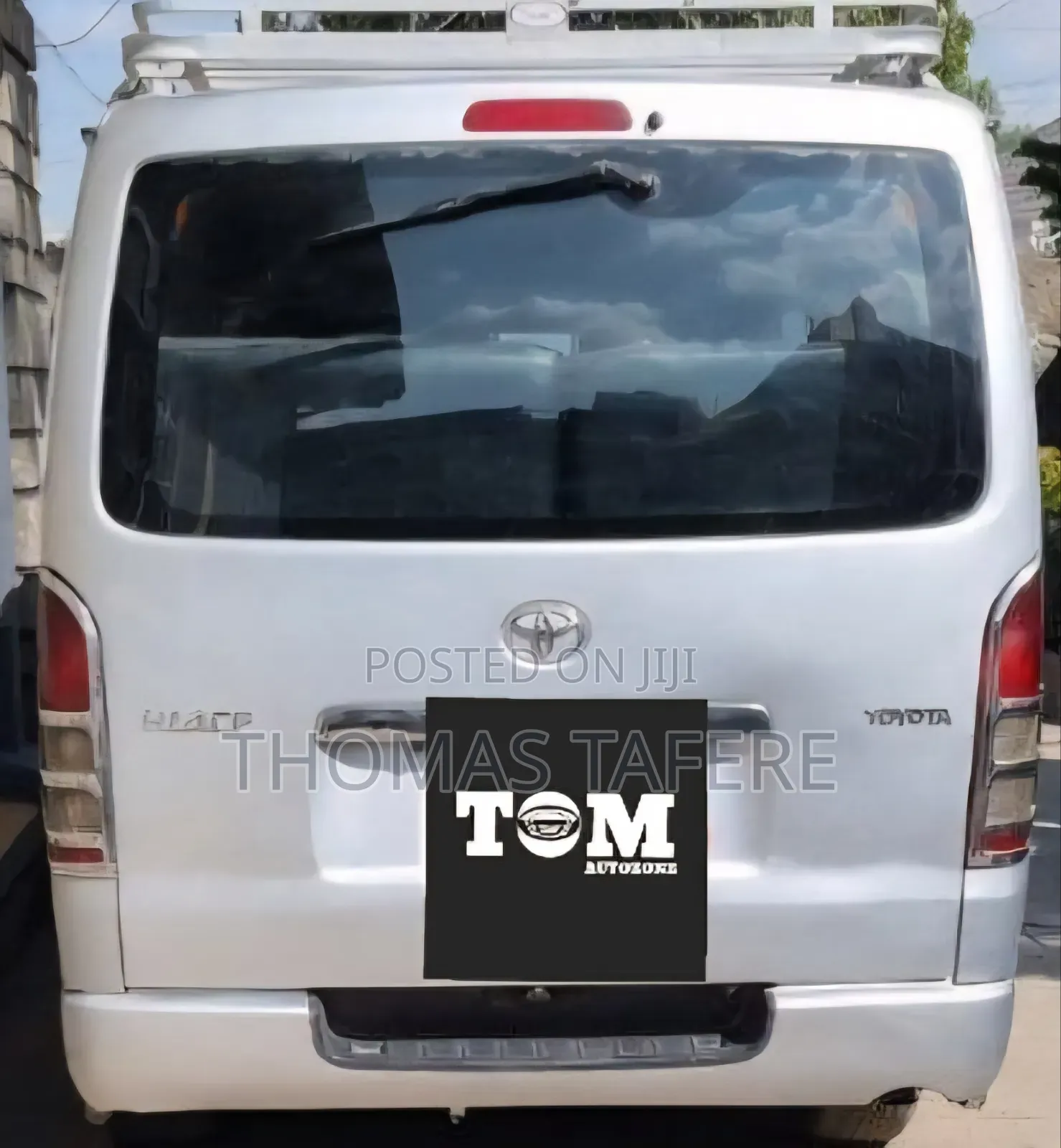 Toyota HiAce 220 2007 Silver