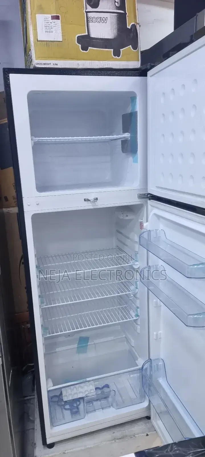 Sakon Refrigerator 380-Size Deliver