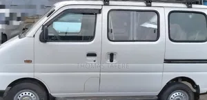 Suzuki Eeco 2025 White