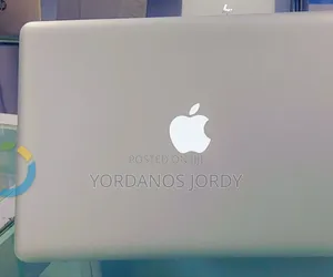 New Laptop Apple MacBook Pro 2012 4GB Intel Core I5 HDD 500GB