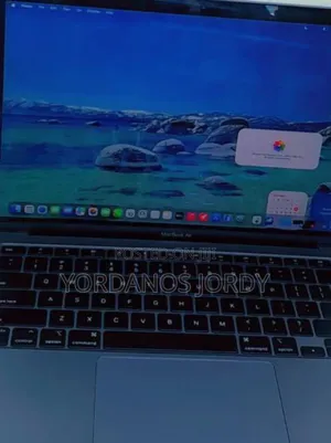 New Laptop Apple MacBook Air 2020 M1 8GB Apple M1 SSD 256GB