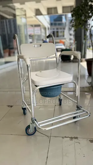 Toilet Wheelchair水手wheelchair 廿手wheelchair 卜手wheelchair山手wheelchair 廿手
