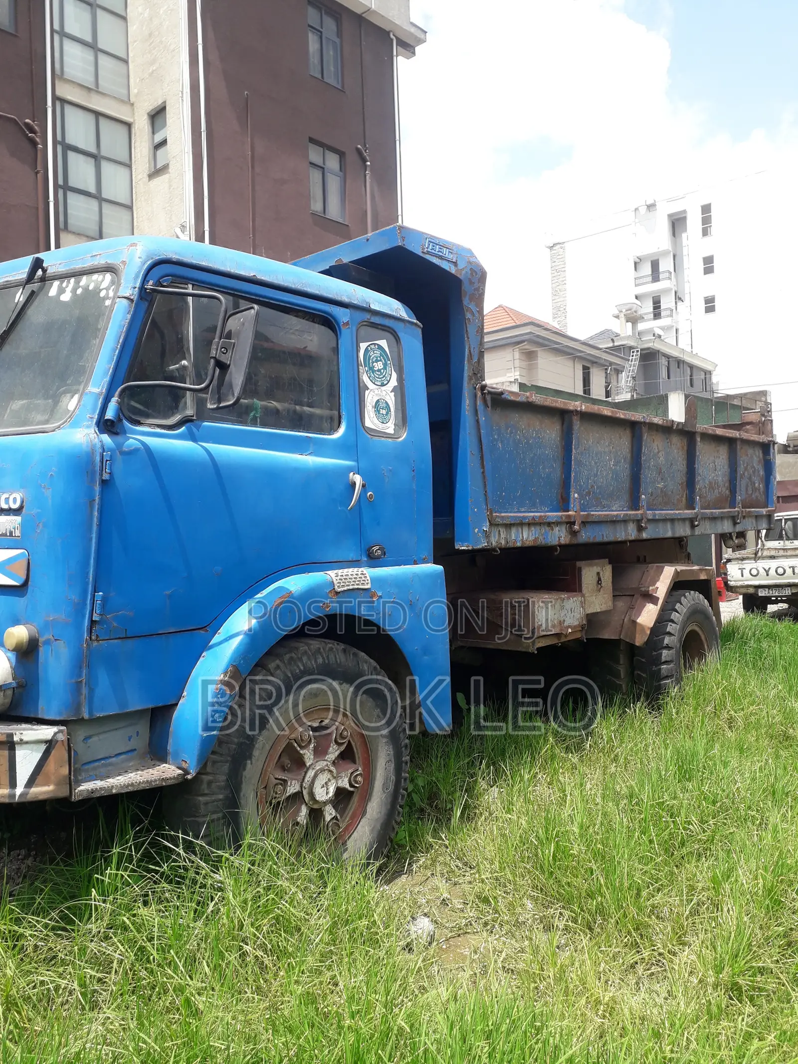 Dump Truck for Sale