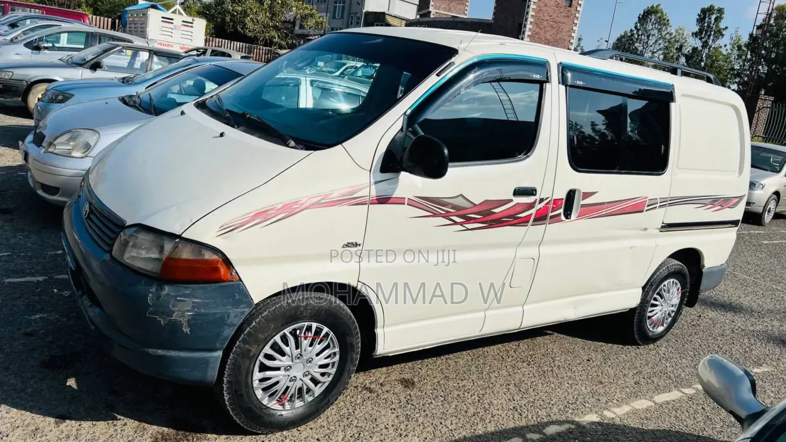 Toyota HiAce 2006 White