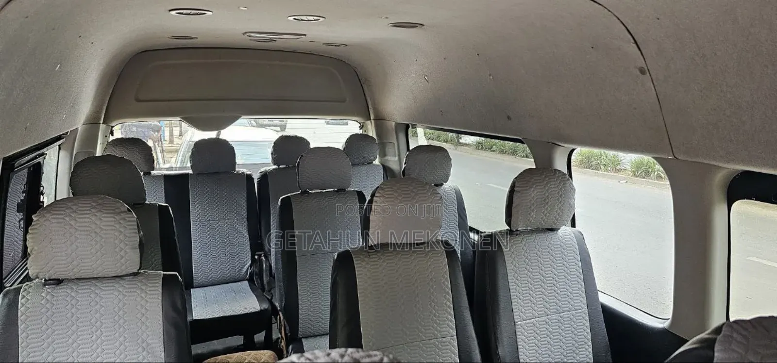 Toyota HiAce 2017 White