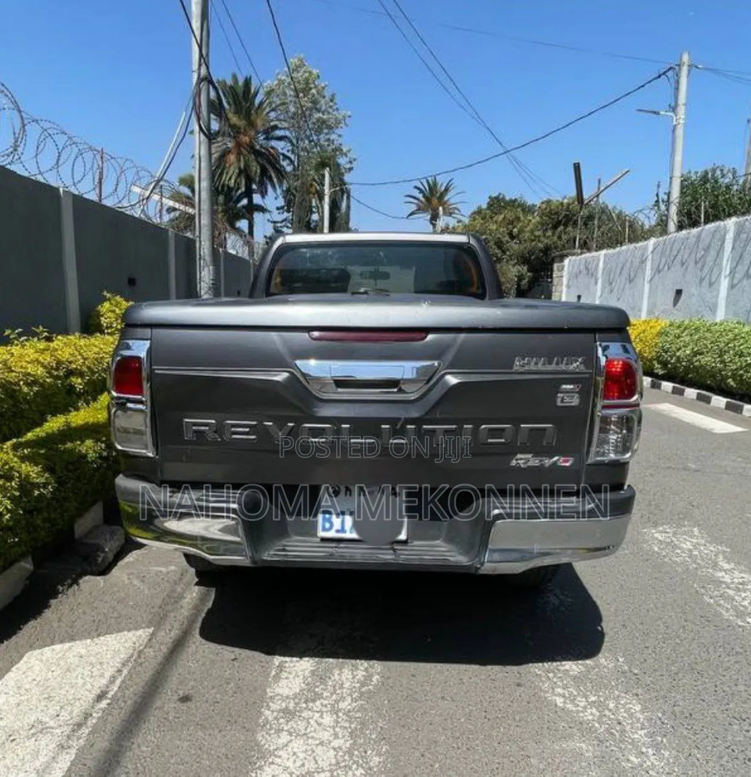 Toyota Hilux 2016 Gray