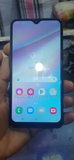 Photo - Samsung Galaxy A10s 32 GB Black