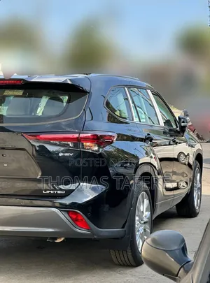 New Toyota Highlander Hybrid 2025 Black