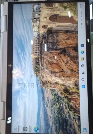 New Laptop HP Envy X360 8GB Intel Core 5 SSD 512GB