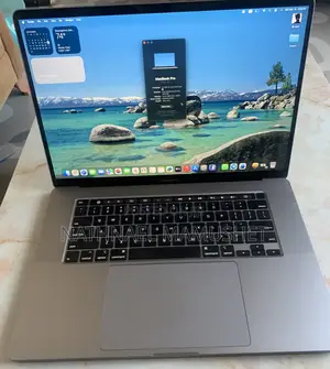 Photo - New Laptop Apple MacBook Pro 2019 32GB Intel Core I9 SSD 512GB