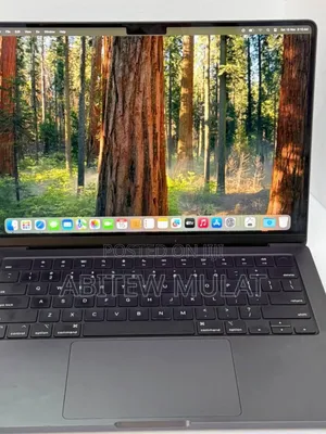 New Laptop Apple MacBook Pro 2023 M3 14-Inch 18GB Apple M3 SSD 512GB