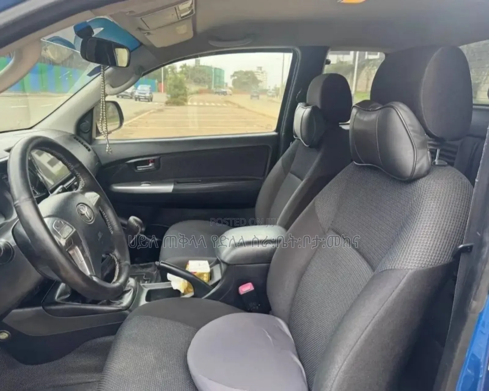 Toyota Hilux 2015 Blue