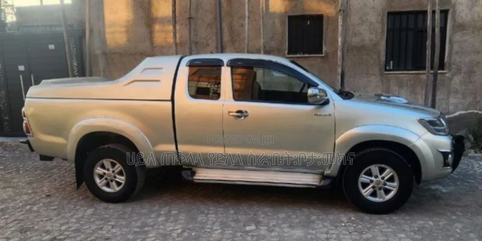 Toyota Hilux 2012