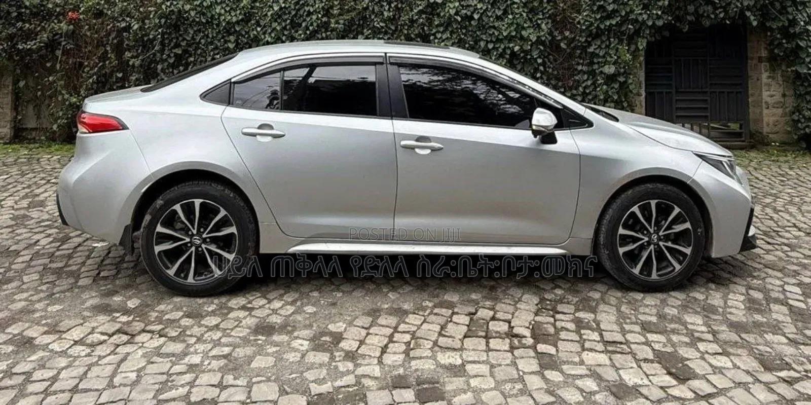 Toyota Corolla 2023 Silver