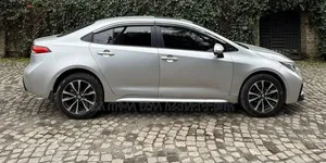 Toyota Corolla 2023 Silver