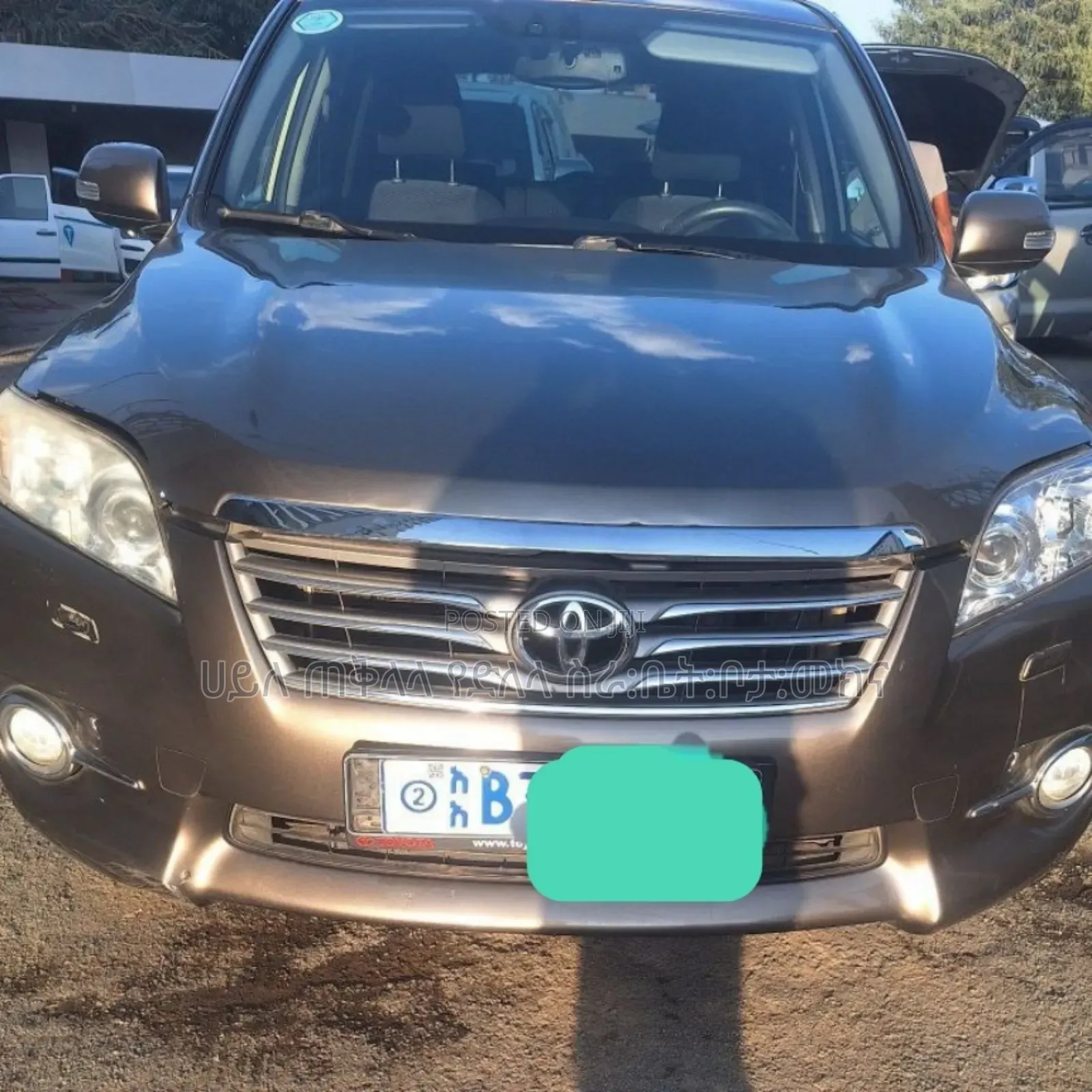 Toyota RAV4 2012 Pink