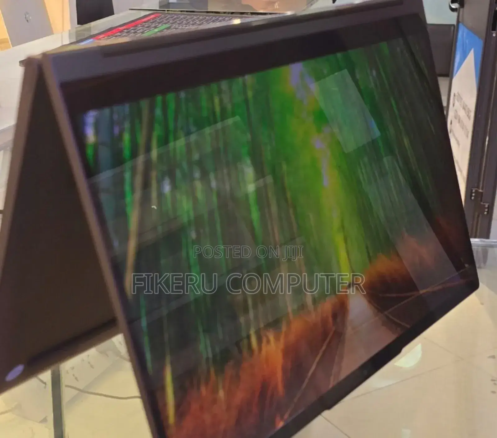 New Laptop Lenovo Yoga 7i 16GB Intel Core I7 SSD 1T