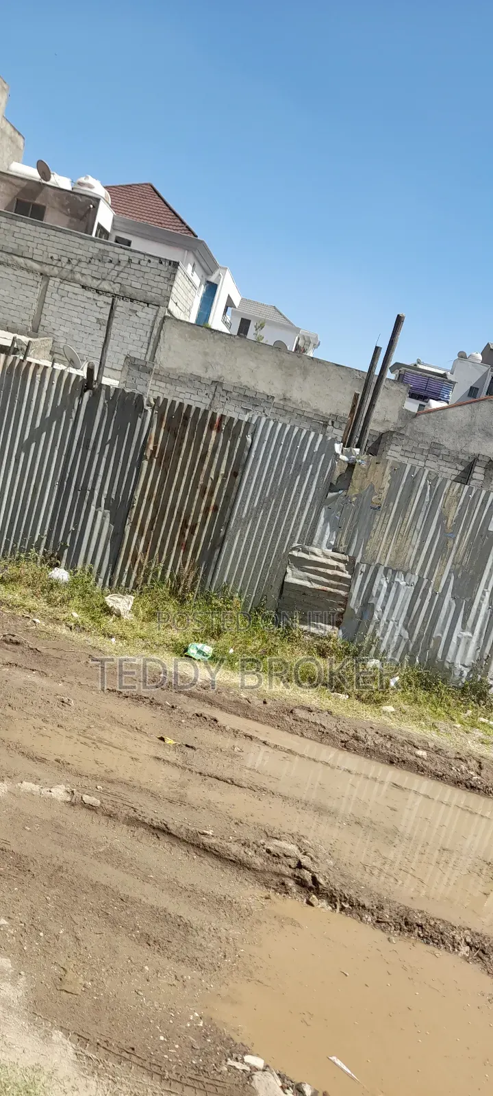 ለሽያጭ የቀረበ ቦታ ሃይሌ ጋርመንት