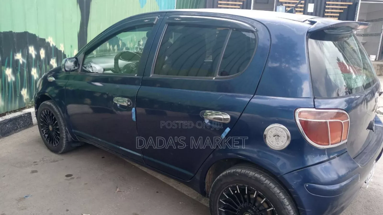 Toyota Vitz 2004 Blue