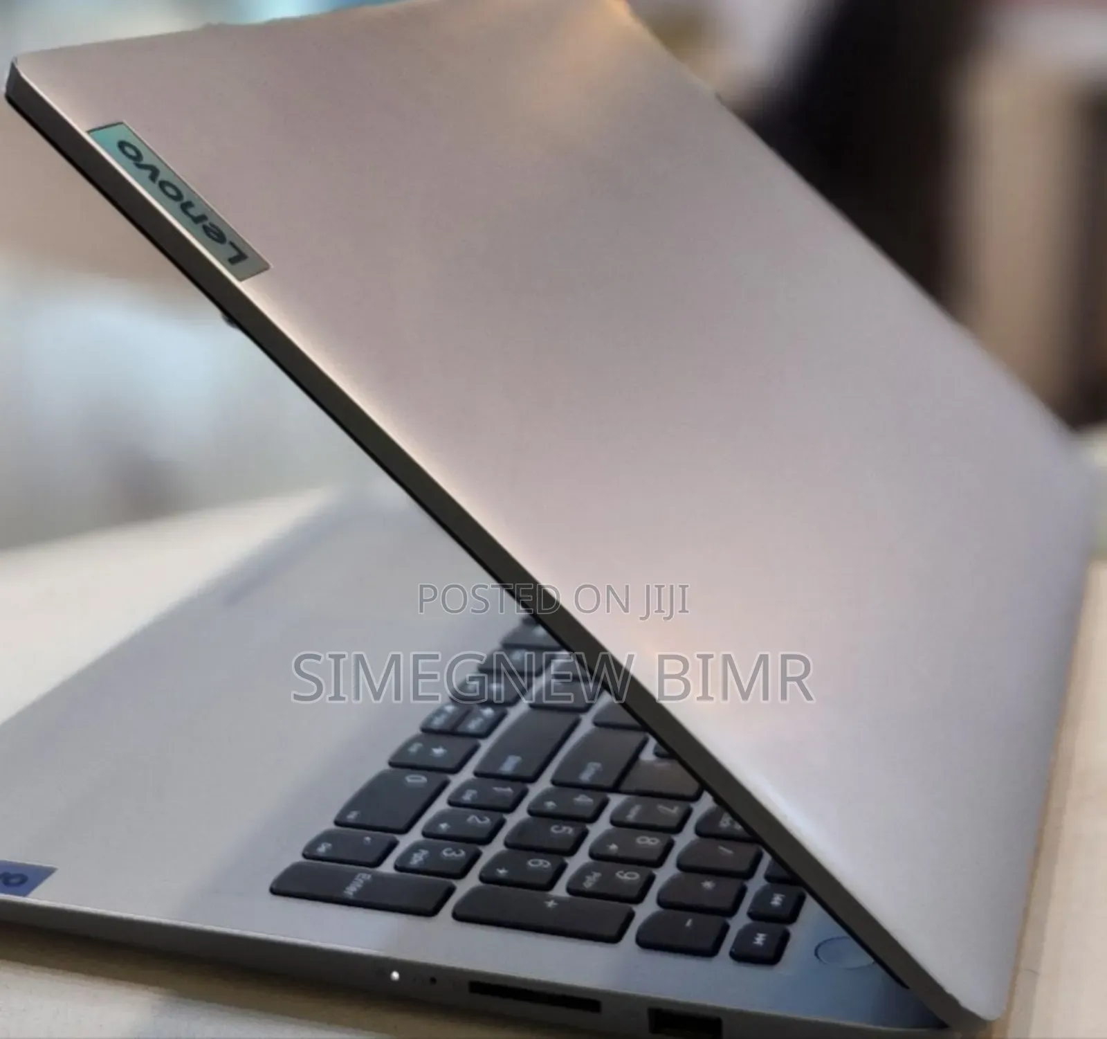 New Laptop Lenovo Ideapad 3 8GB Intel Core i5 SSD 512GB