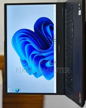 New Laptop Lenovo Legion 5 16GB AMD Ryzen 7 SSD 1T