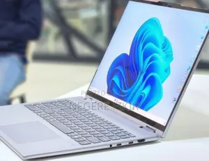 New Laptop Lenovo Yoga 7i 16GB Intel Core I7 SSD 512GB