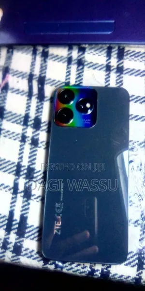 ZTE Blade V50 256 GB Black