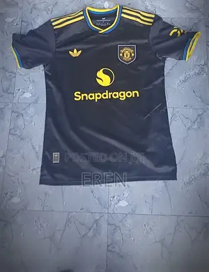Photo - Manchester United Jersey 2025/26