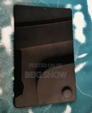 Photo - Lenovo Tab M9 64 GB Silver