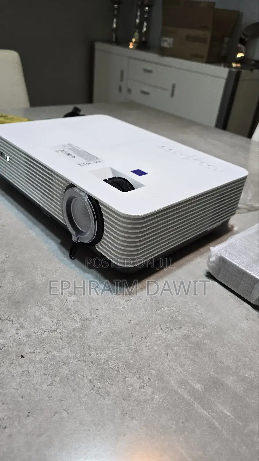 Sony Brand New Projector VPL Dx221
