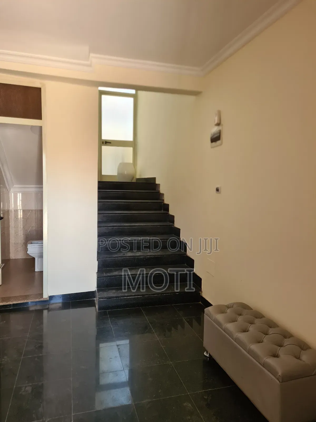 Furnished 8bdrm House in Oromia-Finfinne for sale