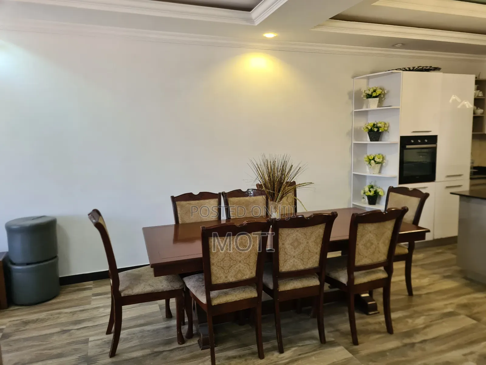 Furnished 8bdrm House in Oromia-Finfinne for sale