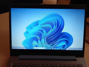 Laptop Lenovo Ideapad 3 4GB Intel Pentium SSD 128GB