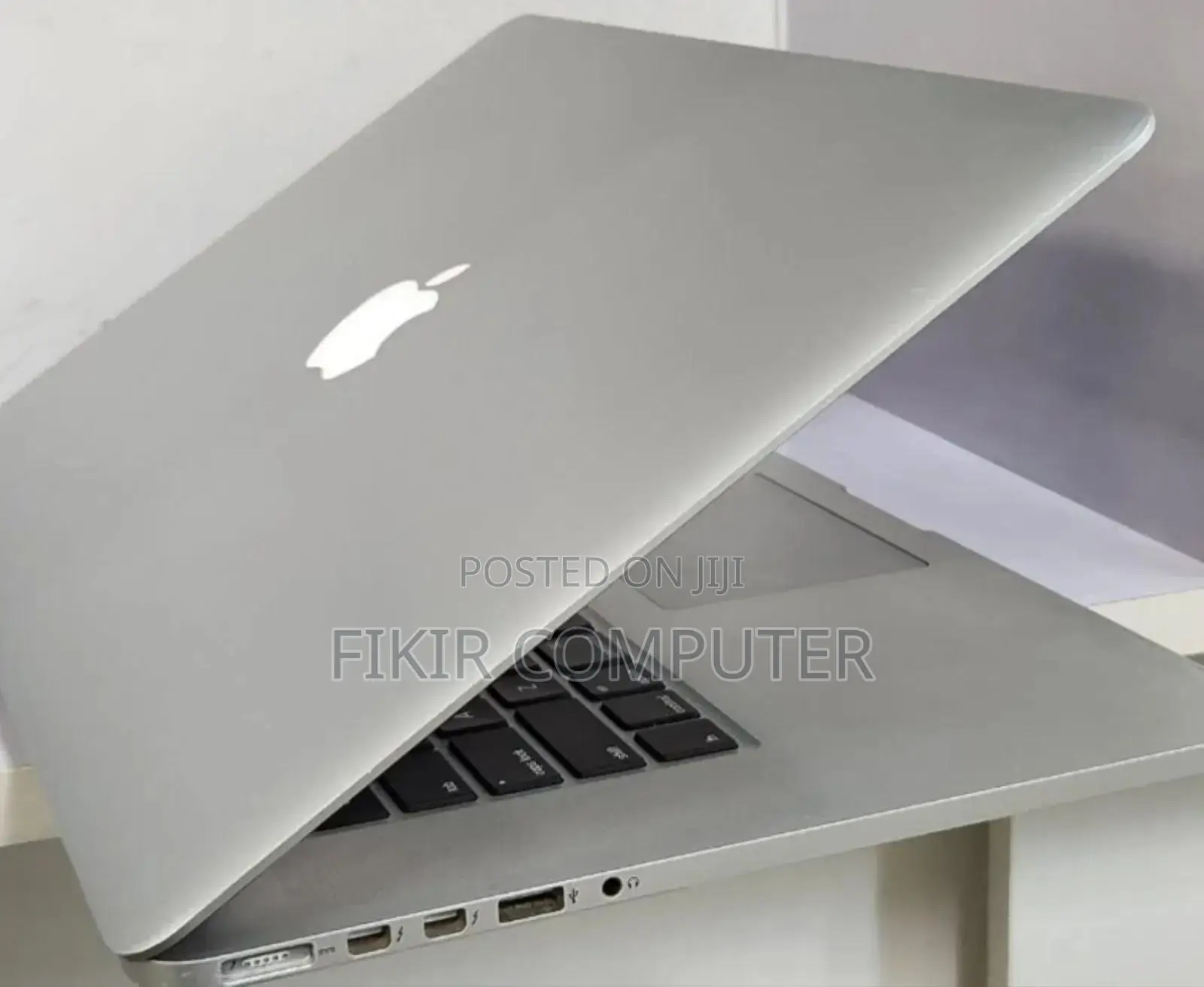 New Laptop Apple MacBook 2015 16GB Intel Core I7 SSD 512GB