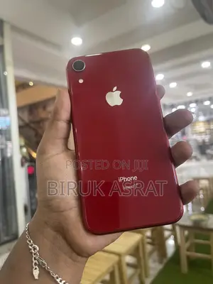 Photo - Apple iPhone XR 64 GB Red